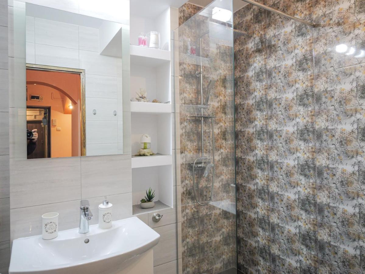 Luxury Ultracentral Куртя-де-Арджеш Экстерьер фото